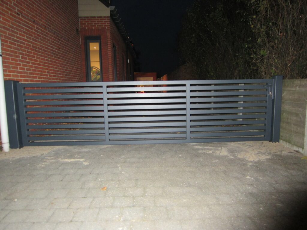 MR Automatics Enkele Aluminium Poort